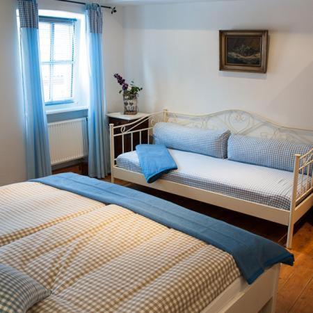 Goldgemaeuer Appartements Ochsenfurt Pokoj fotografie